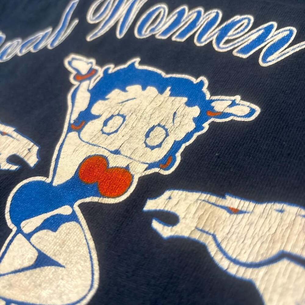 Rare Vintage Betty Boop Denver Broncos T-Shirt M - Picture 3 of 7